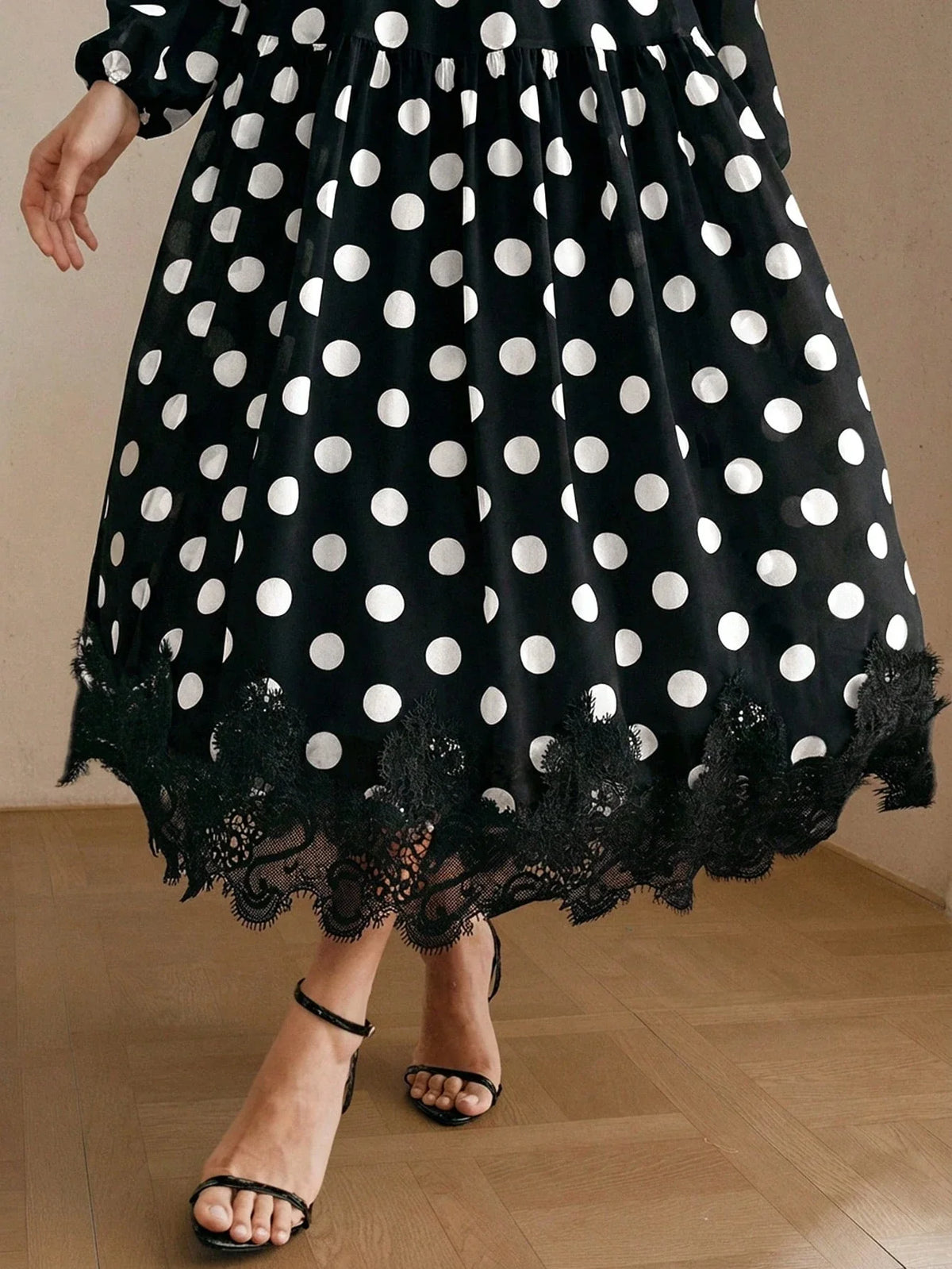 Women's Polka Dot Chiffon Lace Splice Tie Waist Elegant Dress