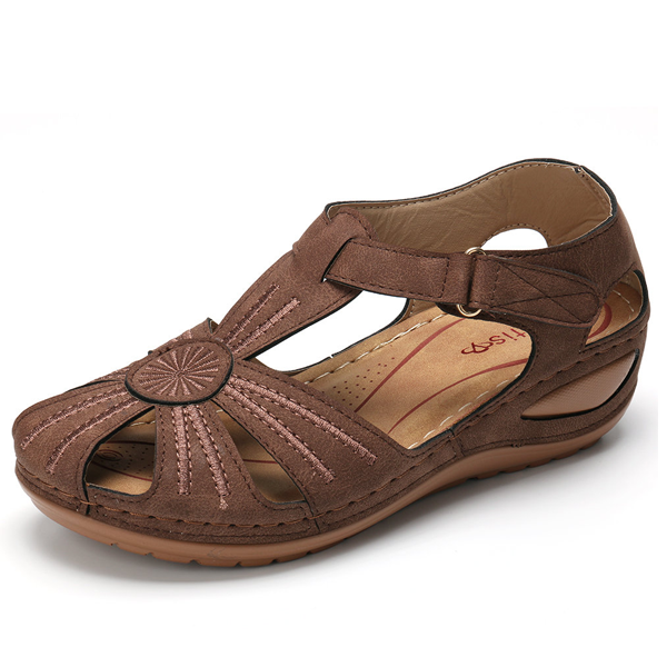 Lässige Keilabsatzsandalen