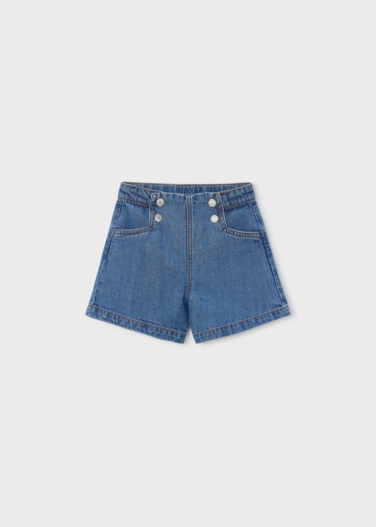 Bermuda-Jorts-Mädchen