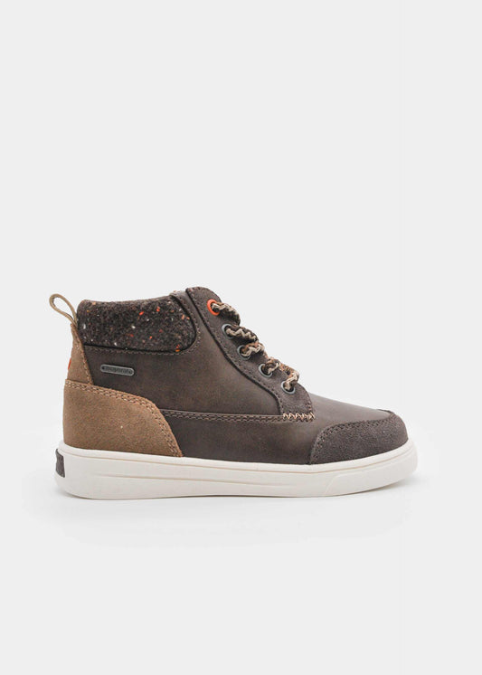 Boy boots