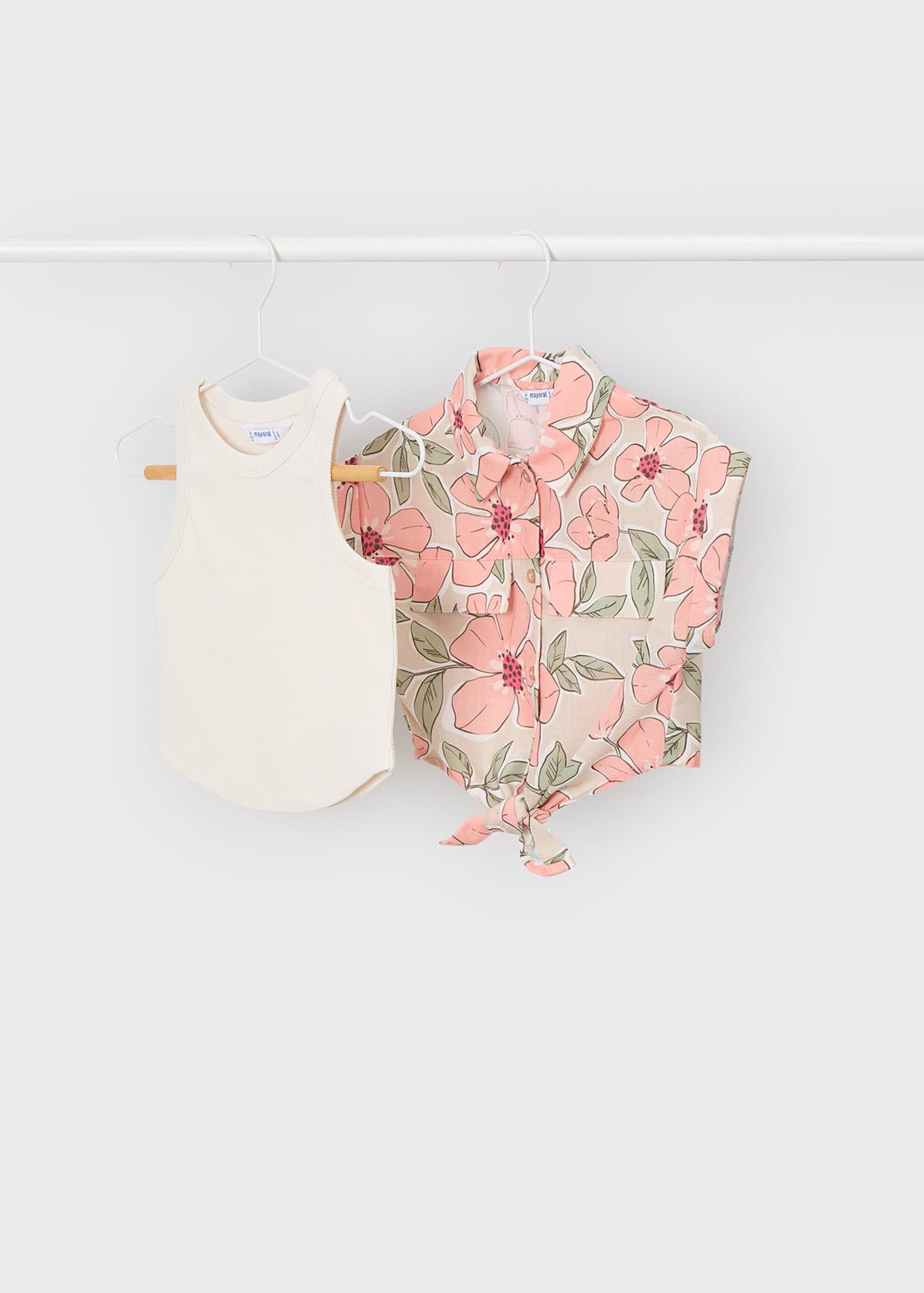 Print blouse girl with top