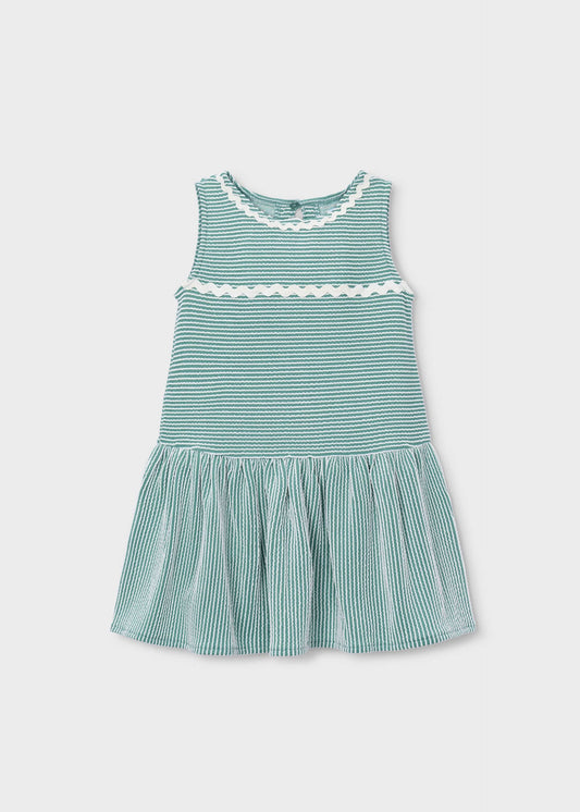 Wellenstrickkleid